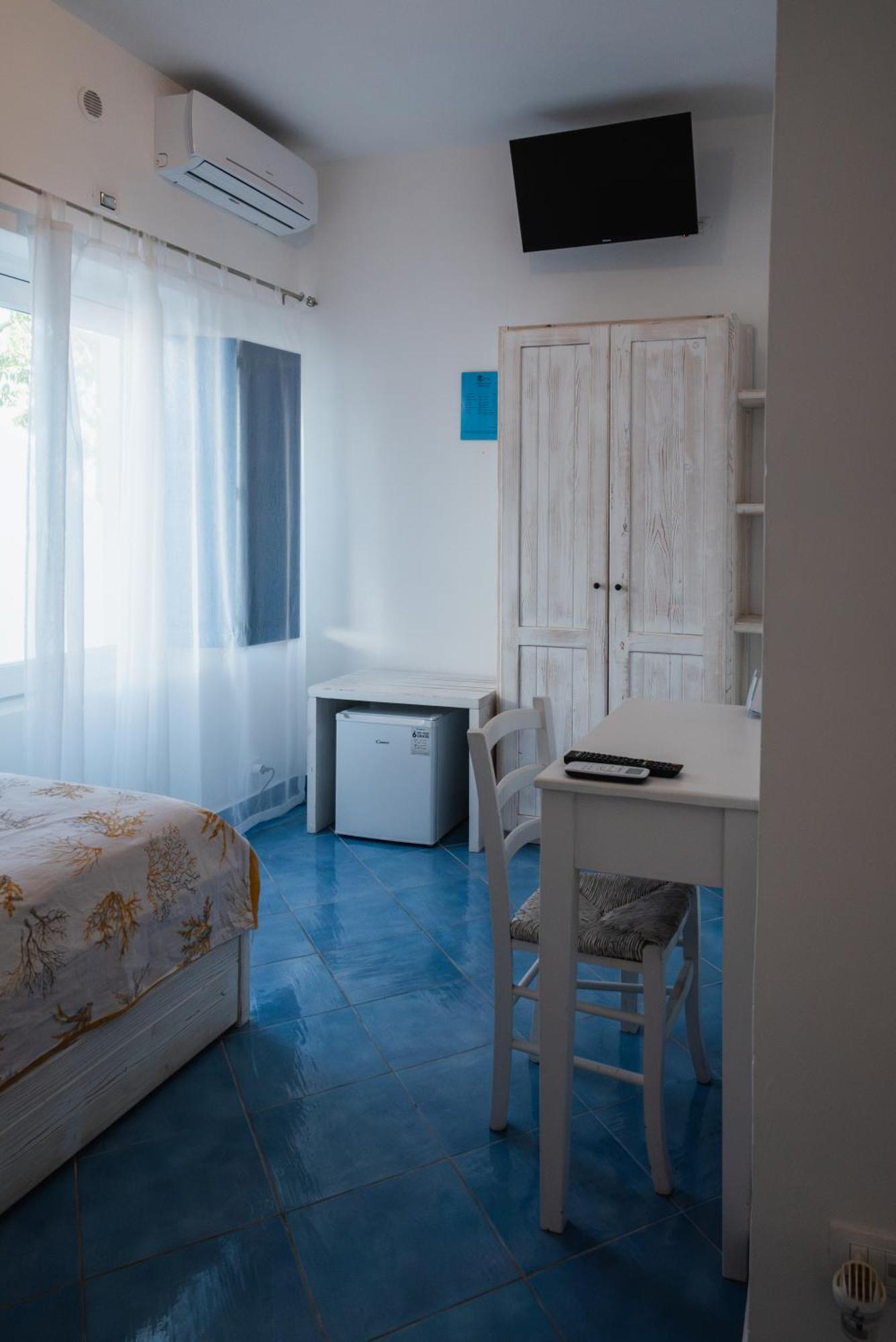Eunymos Guest house