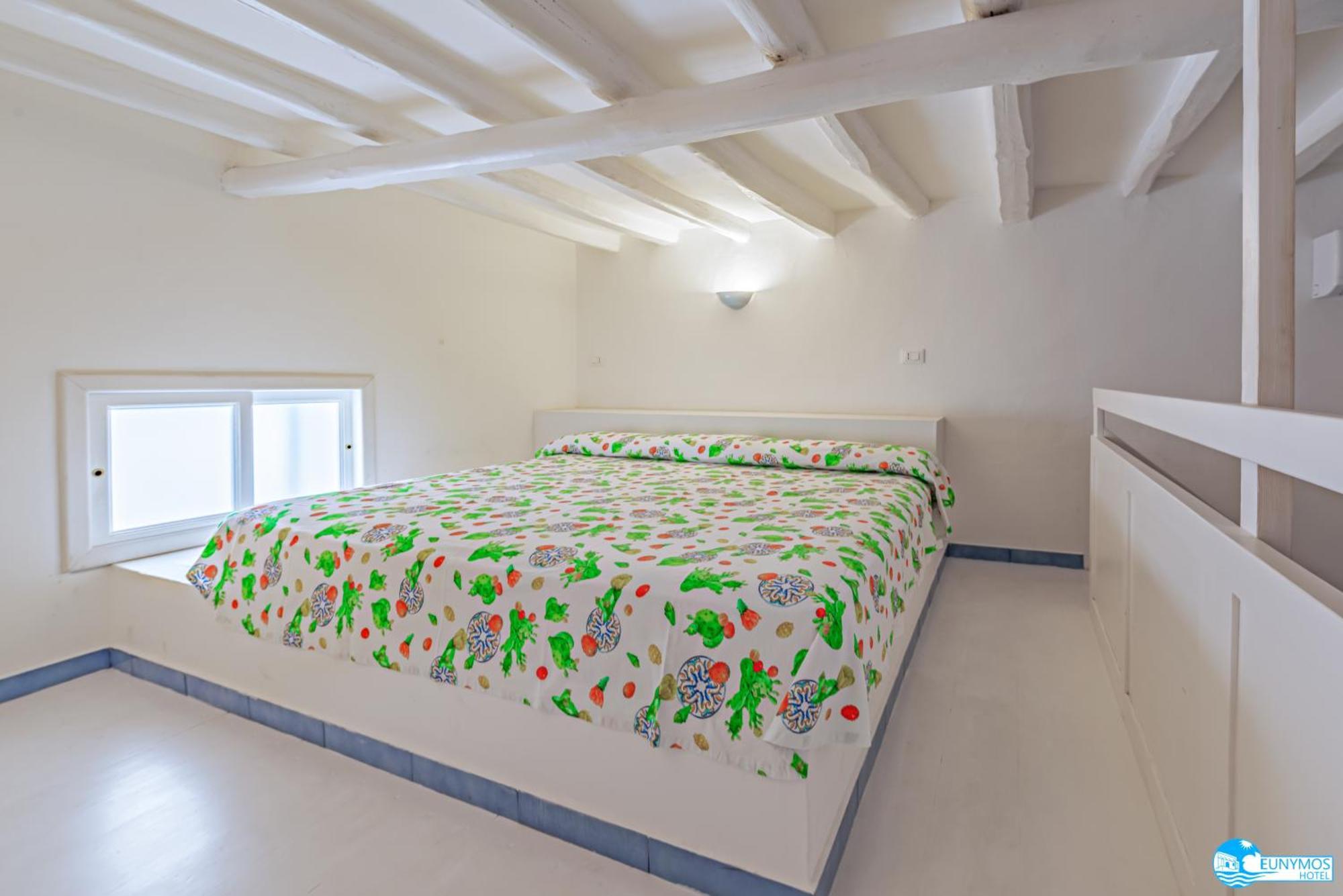 Eunymos Guest house Panarea