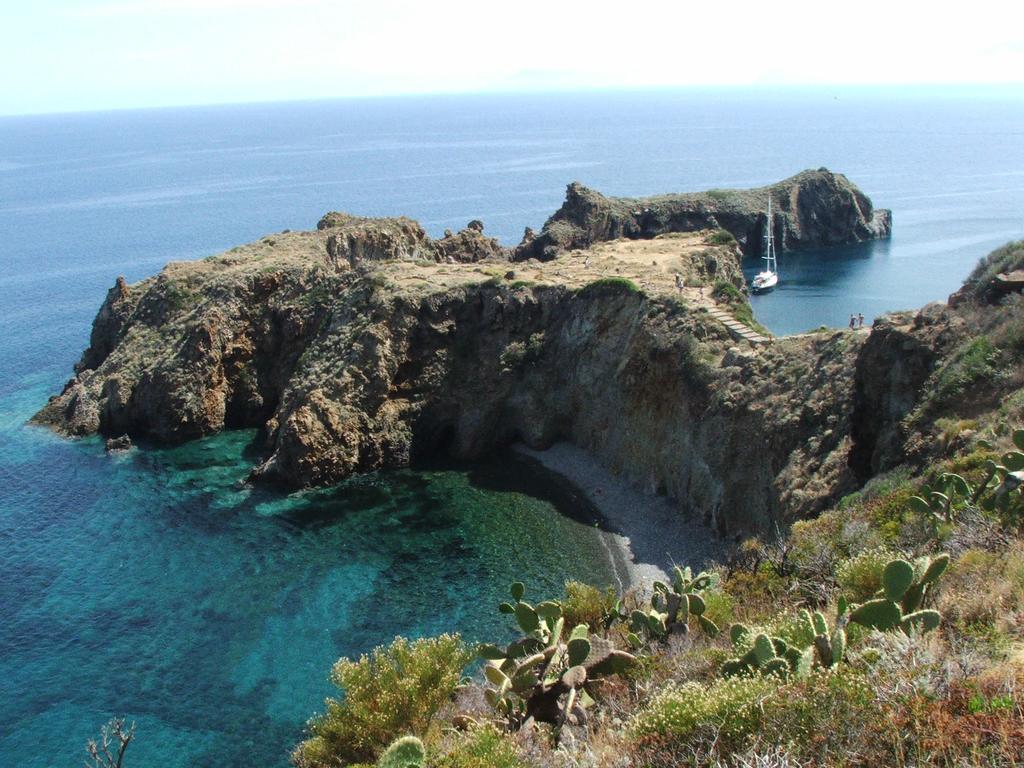 Eunymos 2* Panarea